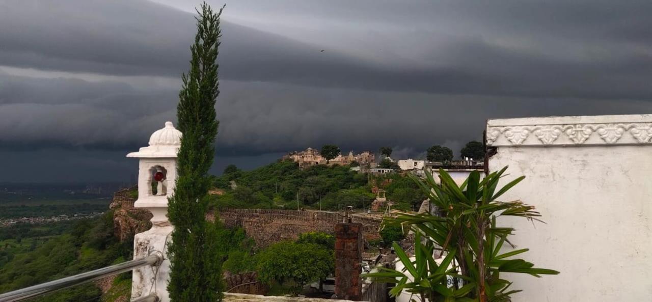 Chittorgarh Fort Haveli B&B 외부 사진
